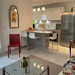 Апартаменти La Promenade A